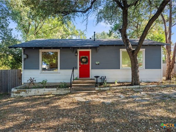 140 E 15th Avenue , Belton, TX 76513