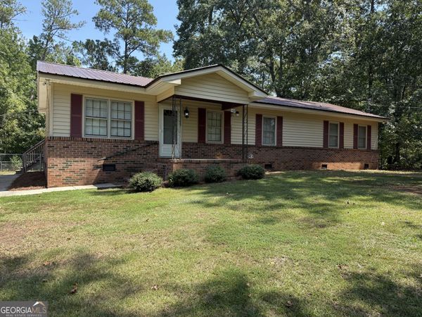 135 Woodland Drive, Gordon, GA 31031