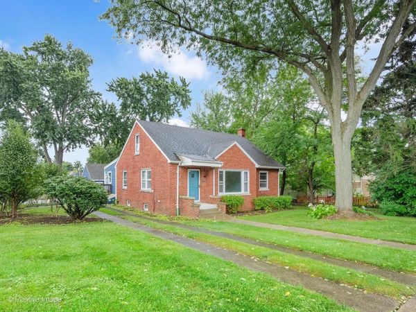 4503 Fairview Avenue , Downers Grove, IL 60515