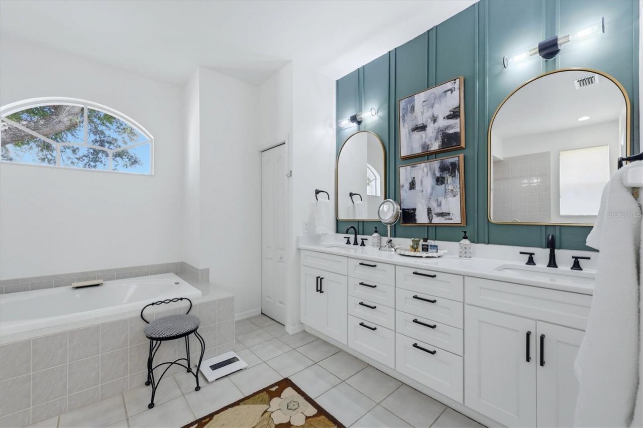 8857 Havenridge Drive, Sarasota, FL 34238 Photo