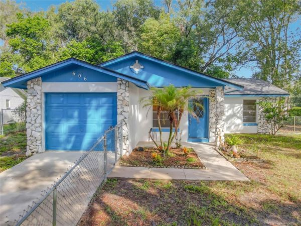 606 W TALL PINE , DELAND, FL 32724