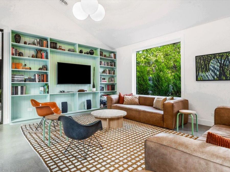 Property Image 16