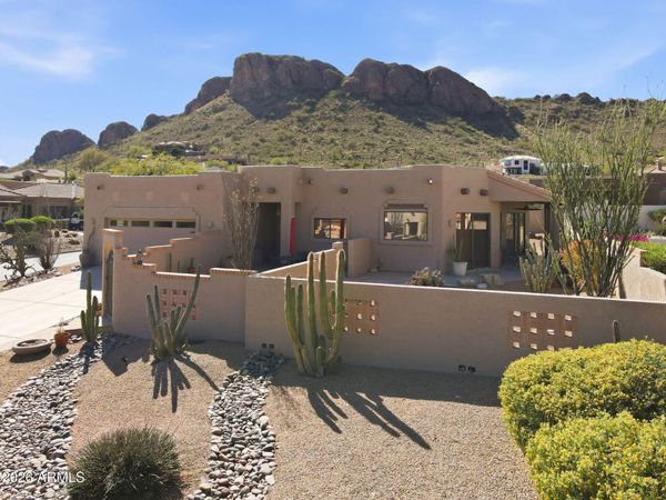 4830 S Strike It Rich Drive, Gold Canyon, AZ 85118