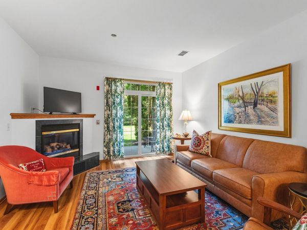 2112 Pine Ridge Ct, Unit F, Grafton, WI 53024