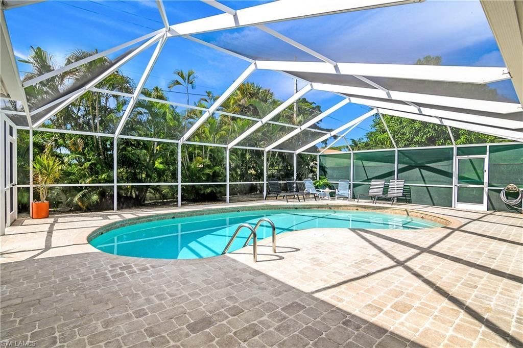 1072 Wisconsin Dr, Naples, FL 34103 Photo