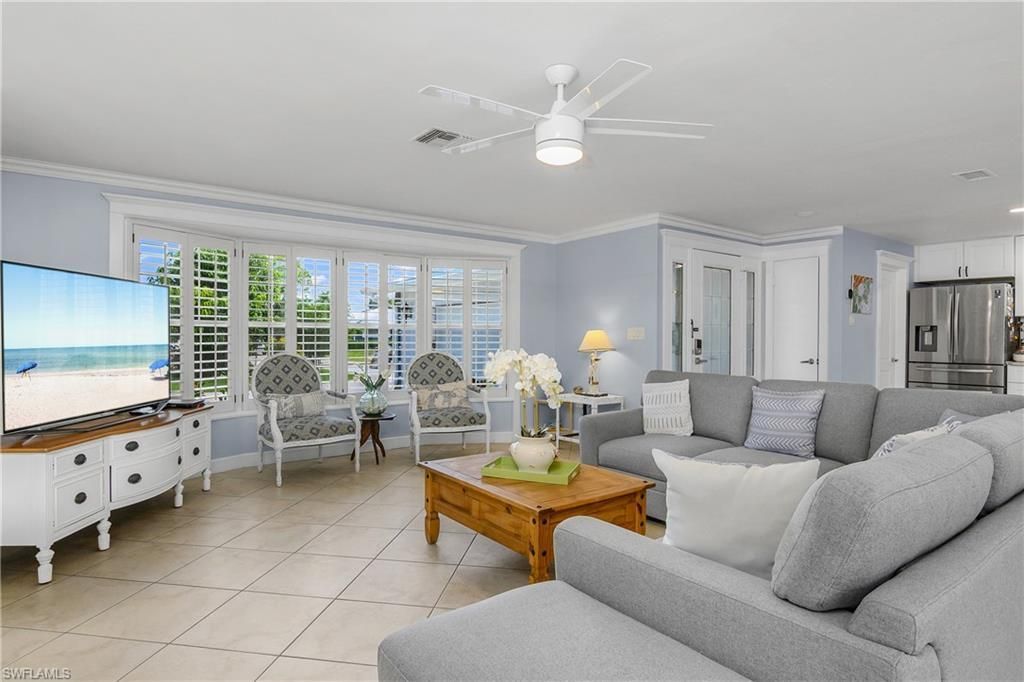 1072 Wisconsin Dr, Naples, FL 34103 Photo
