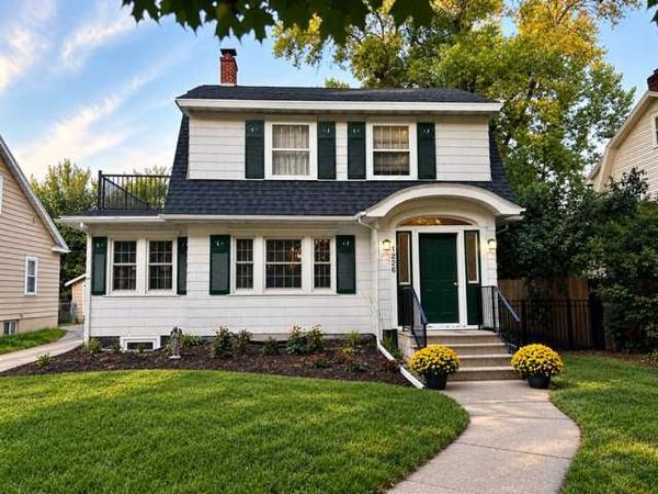 1226 2nd Street N, Fargo, ND 58102