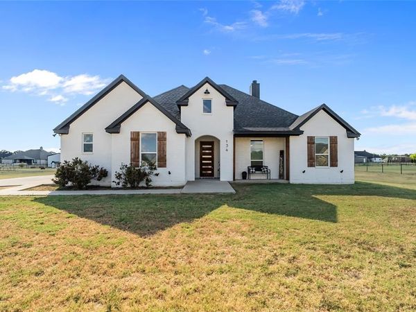 134 Buddy Court , Millsap, TX 76066