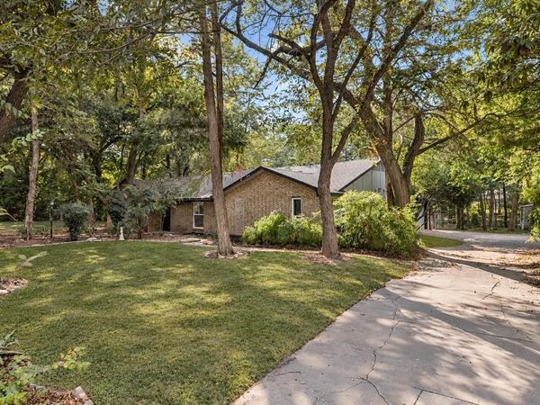 1018 Randy Road , Cedar Hill, TX 75104