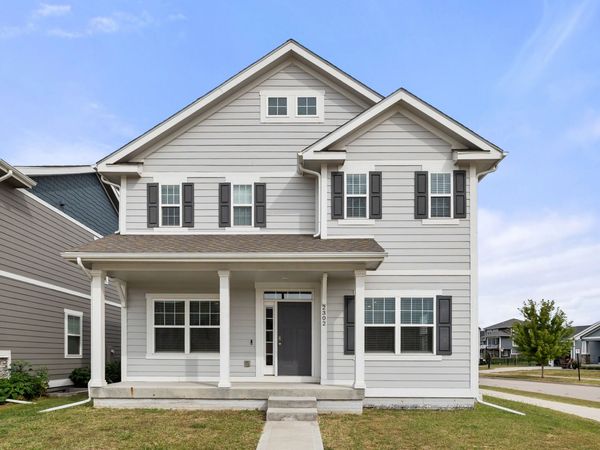 2302 SW Plaza Parkway, Ankeny, IA 50023