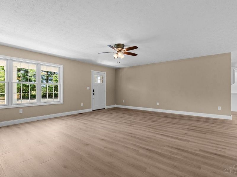 647 E Mt Pleasant Road, Liberty Township, OH 45177 Photo 7