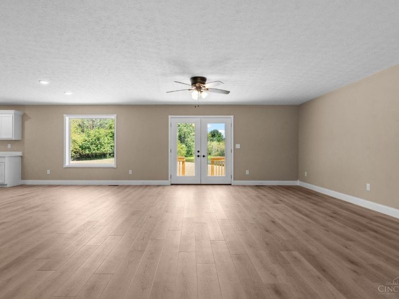 647 E Mt Pleasant Road, Liberty Township, OH 45177 Photo 9