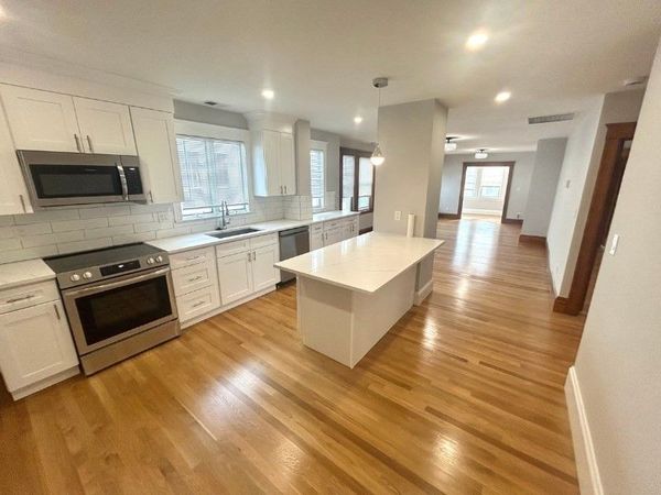 73 Governor Winthrop Rd., Unit 2, Somerville, MA 02145