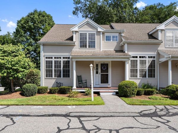864 Brockton Ave, Unit 864, Abington, MA 02351
