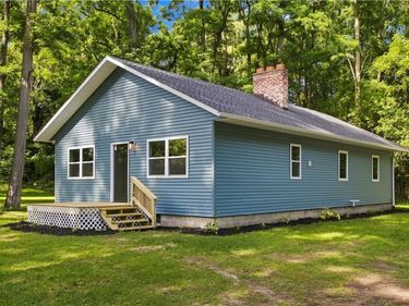 50 Race Street , Dresden, NY 14441