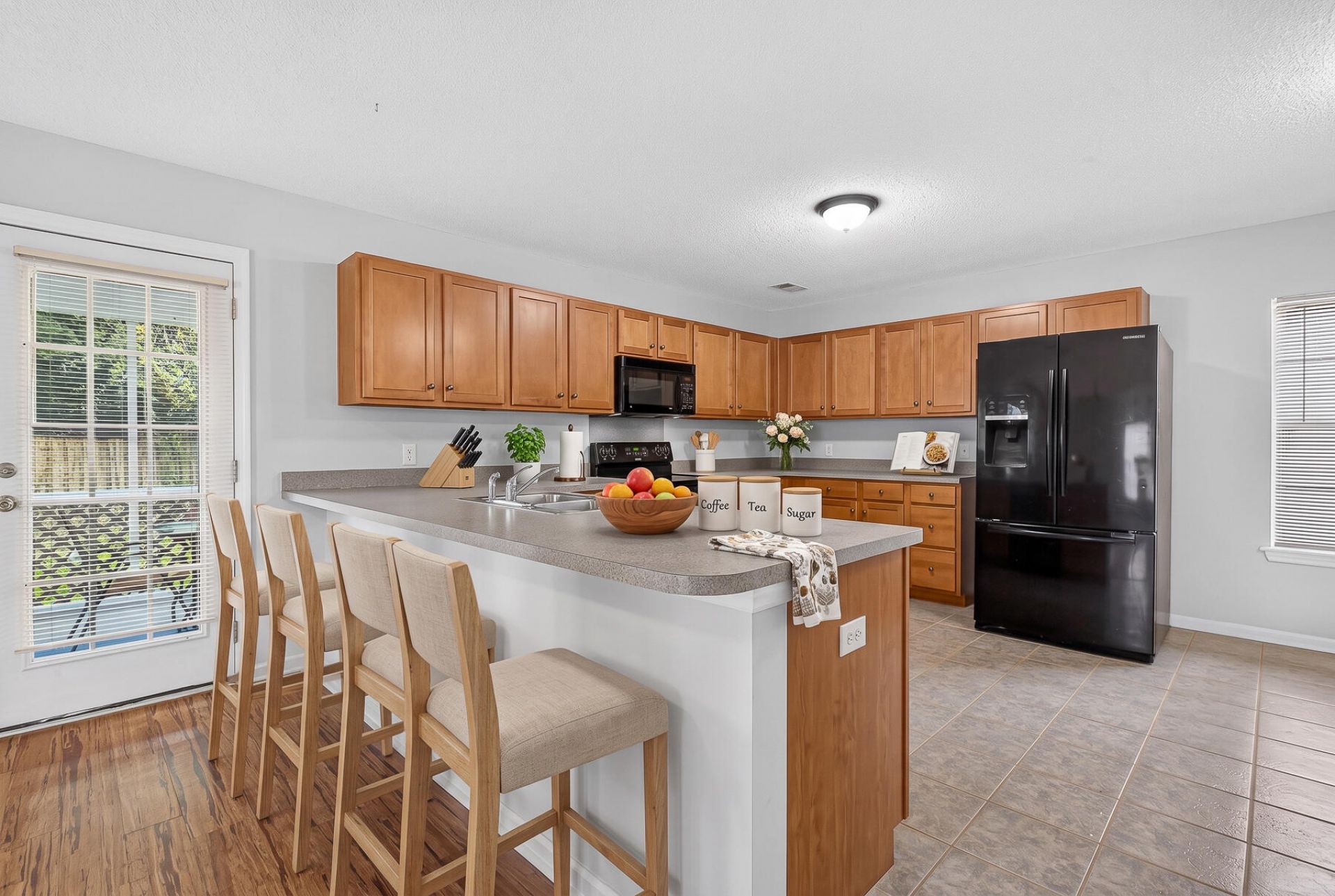 105 Sun Valley Court Photo 24