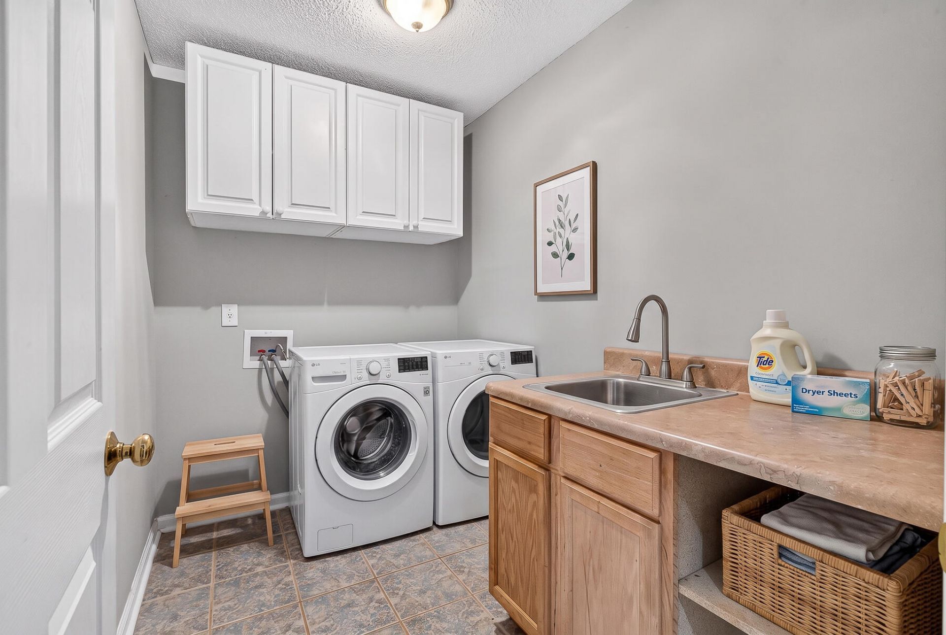 105 Sun Valley Court Photo 31