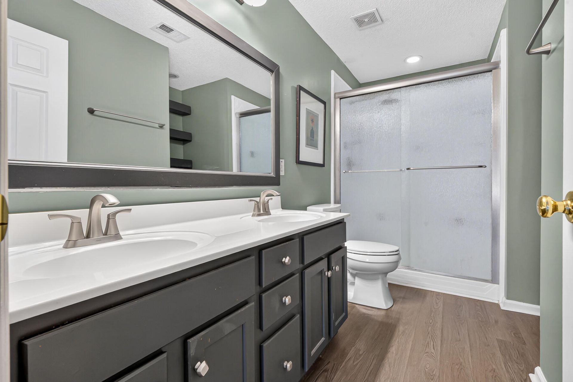 105 Sun Valley Court Photo 46