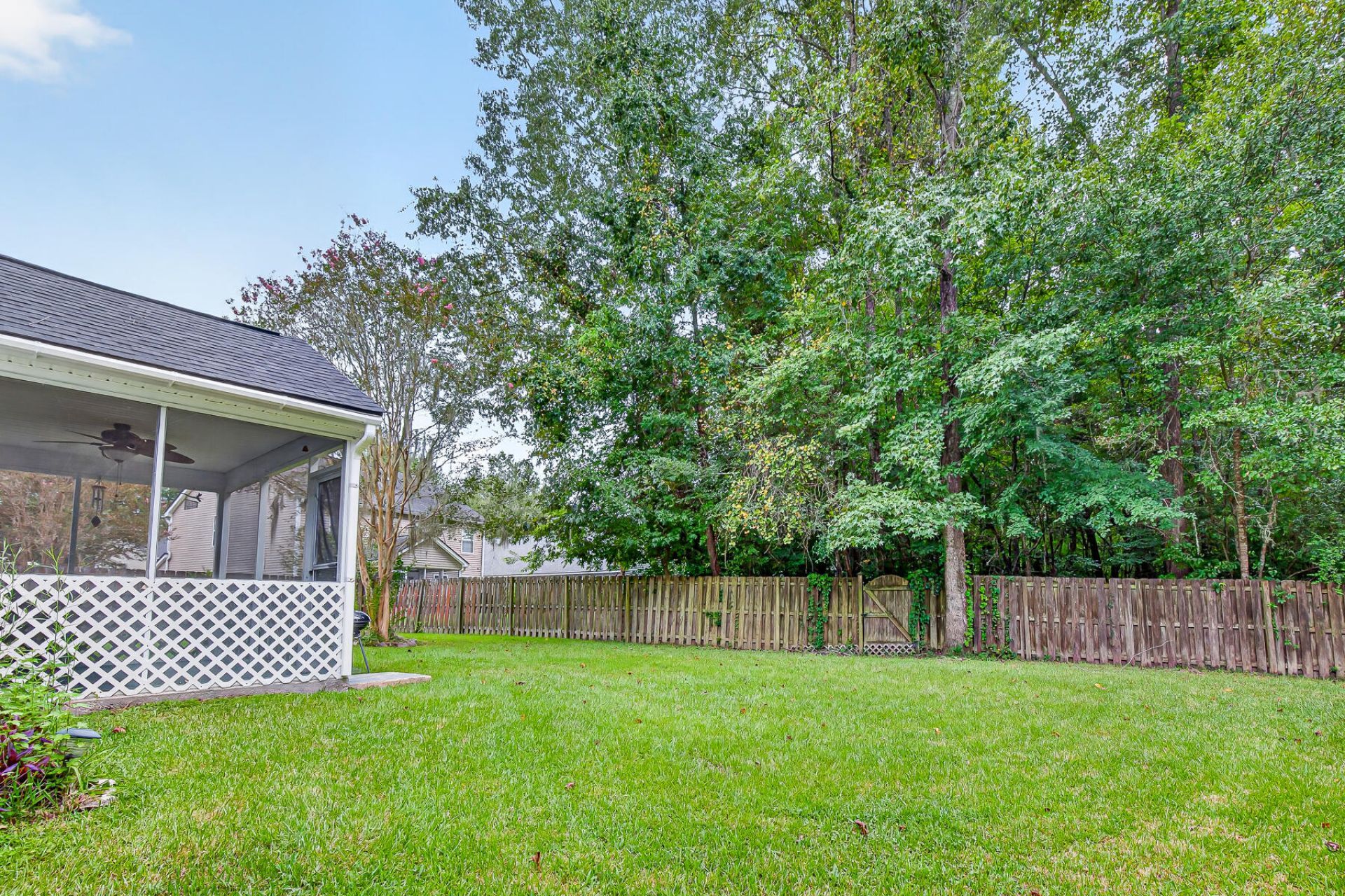 105 Sun Valley Court Photo 5