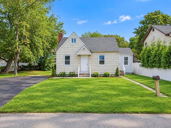 55 S 32nd Street , Wyandanch, NY 11798