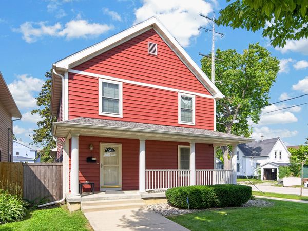 1302 Franklin St, Racine, WI 53403