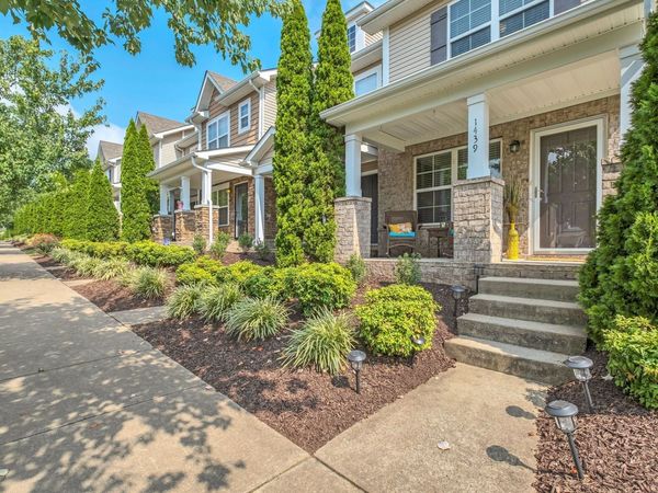 1439 Riverbrook Dr, Hermitage, TN 37076
