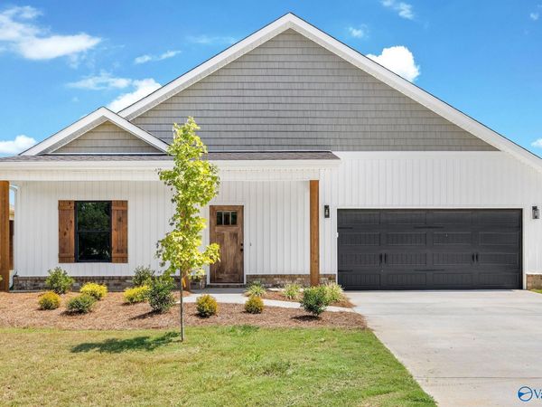 237 Deer Trail, Union Grove, AL 35175