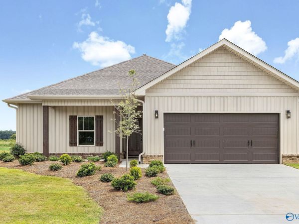 225 Deer Trail, Union Grove, AL 35175
