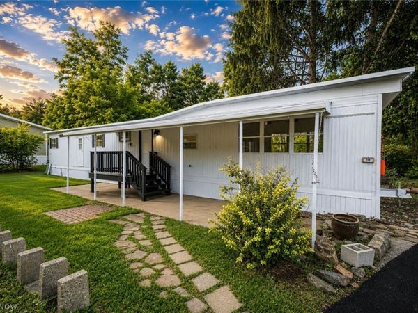6835 Richmond Road , Unit 119, Glenwillow, OH 44139