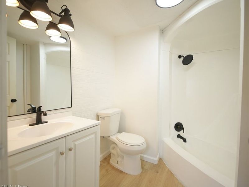 6835 Richmond Road, Unit 119, Glenwillow, OH 44139 Photo 11