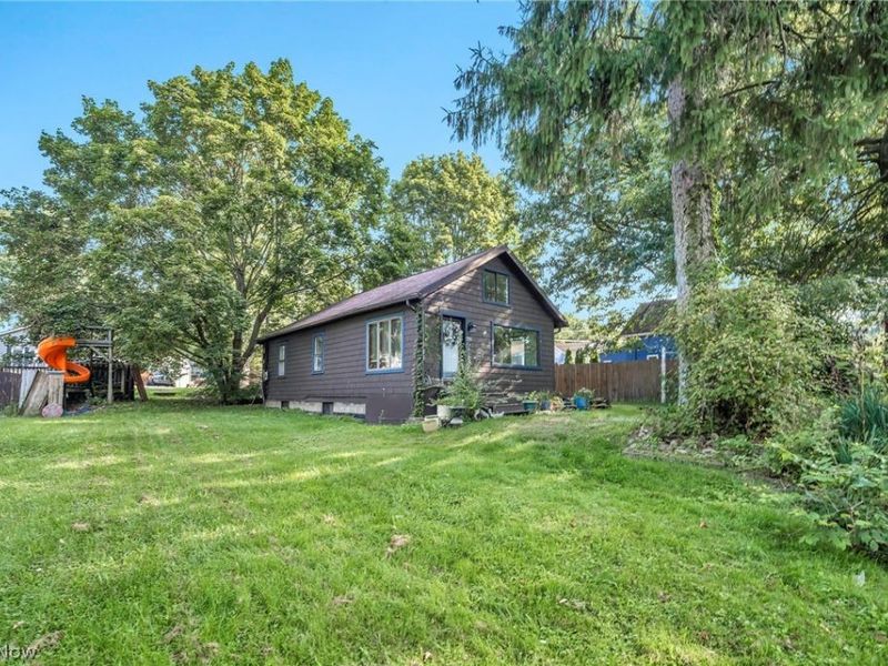 101 Radnor Avenue, Coventry, OH 44319 Photo 2