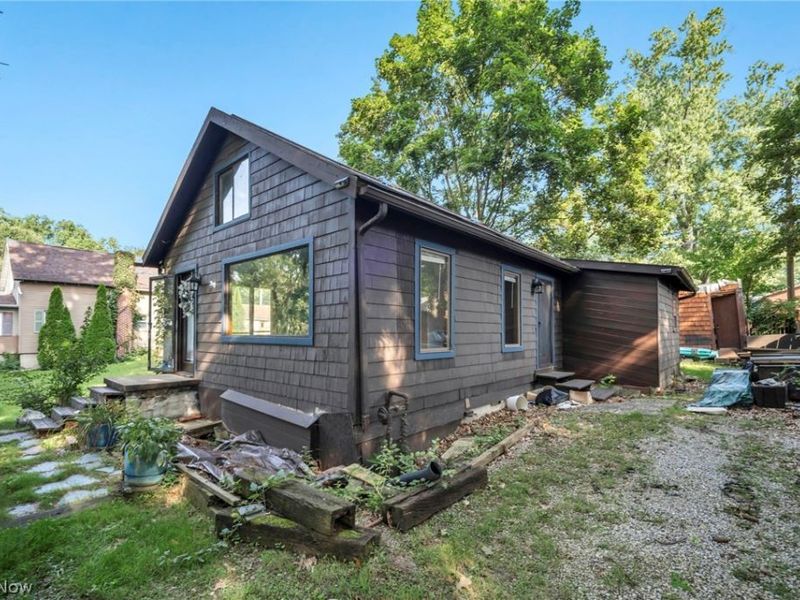 101 Radnor Avenue, Coventry, OH 44319 Photo 3