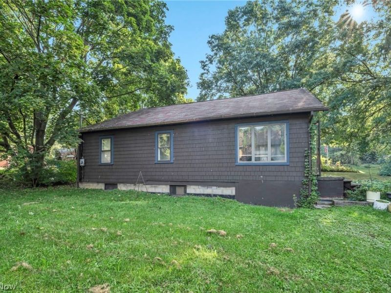 101 Radnor Avenue, Coventry, OH 44319 Photo 9