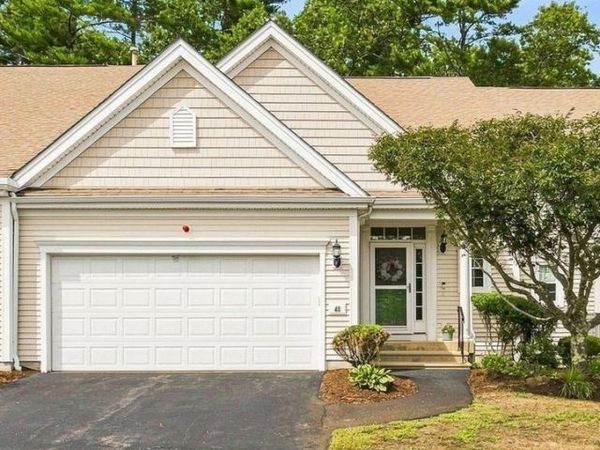 40 Stonebridge Dr, Unit 40, Hanson, MA 02341