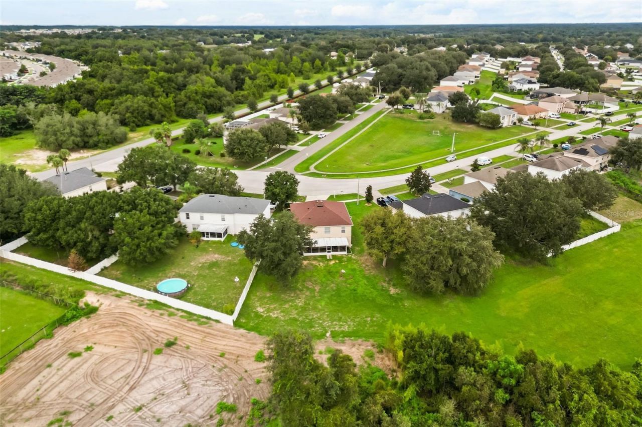 1614 Ridgemoor Drive , Mascotte, FL 34753 Photo