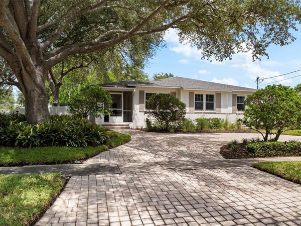 3823 W TACON STREET , TAMPA, FL 33629
