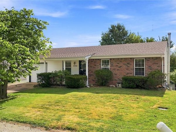 2552 Medford Drive , High Ridge, MO 63049