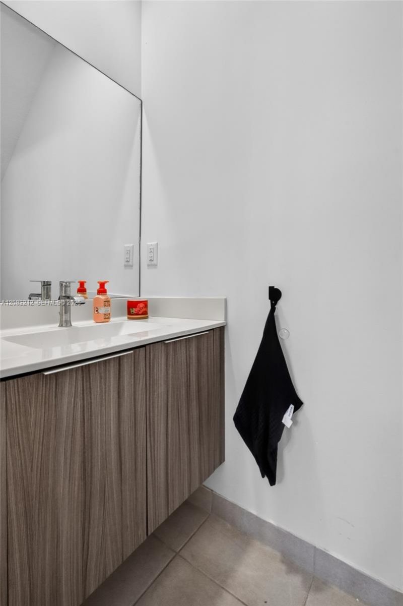 4915 NW 83rd Path , Unit 4915, Doral, FL 33166 Photo