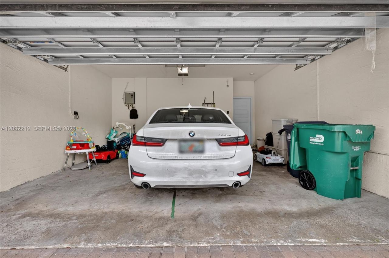 4915 NW 83rd Path , Unit 4915, Doral, FL 33166 Photo