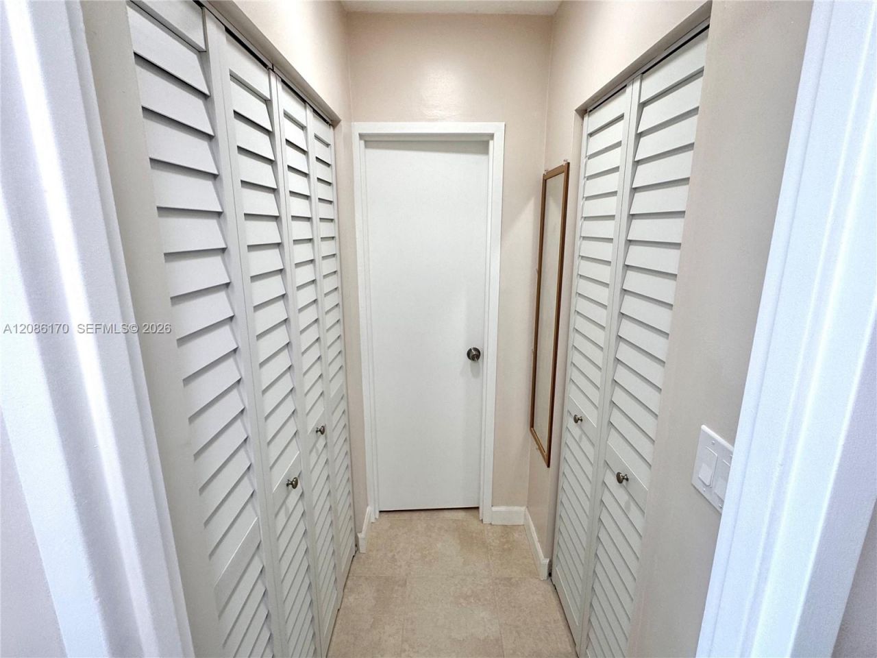 2899 Collins Ave, Unit 550, Miami Beach, FL 33140 Photo