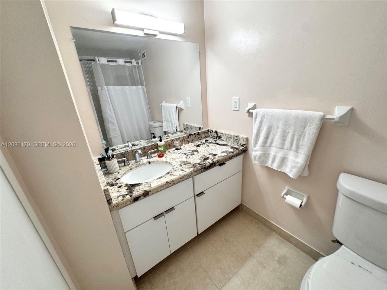 2899 Collins Ave, Unit 550, Miami Beach, FL 33140 Photo