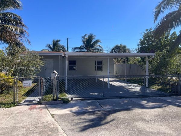 16531 NW 18th Ct, Unit 1, Miami Gardens, FL 33054