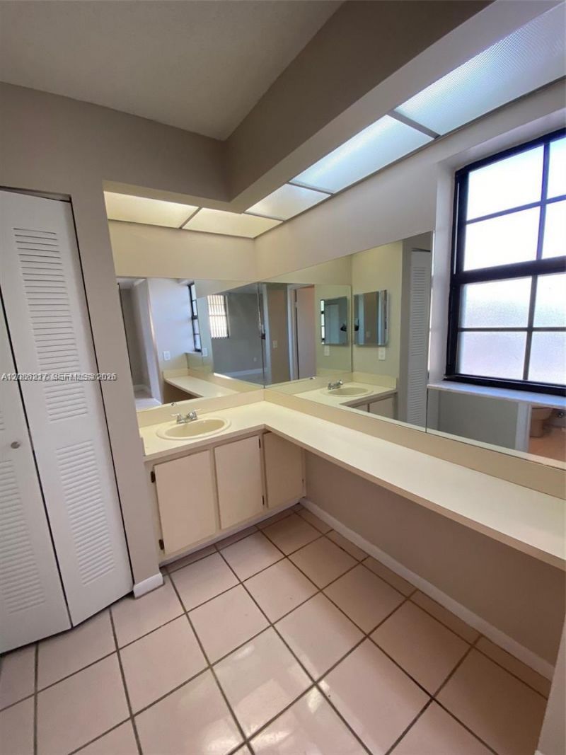 12241 SW 16th Ter, Unit K105, Miami, FL 33175 Photo