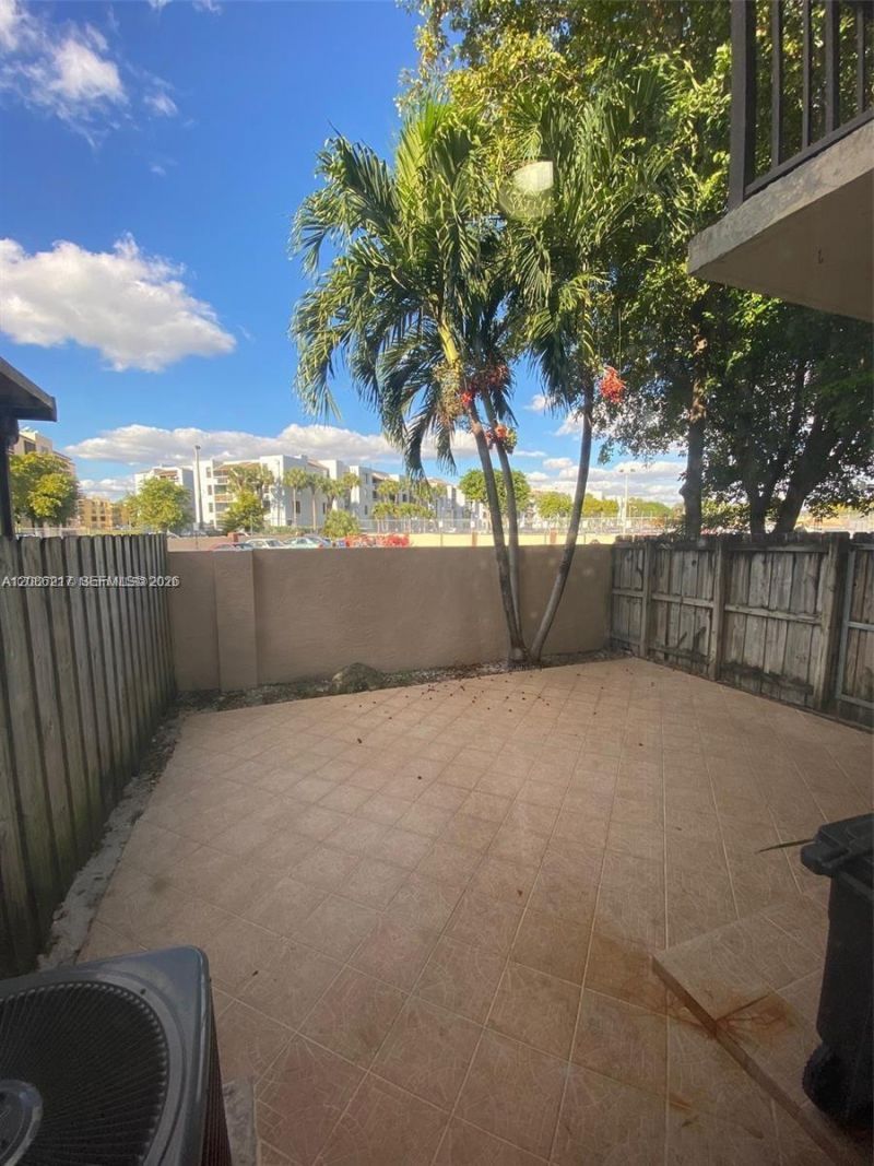 12241 SW 16th Ter, Unit K105, Miami, FL 33175 Photo