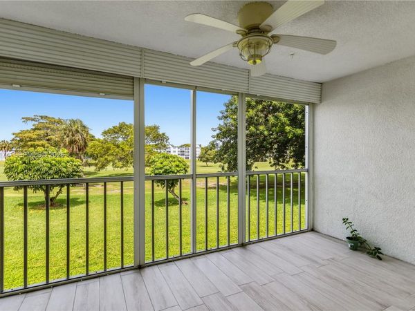 7688 NW 18 St, Unit 202, Margate, FL 33063