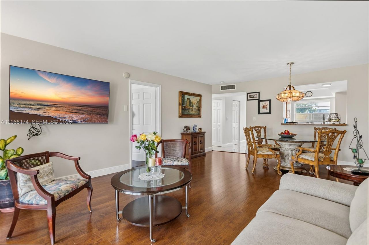 7688 NW 18 St, Unit 202, Margate, FL 33063 Photo