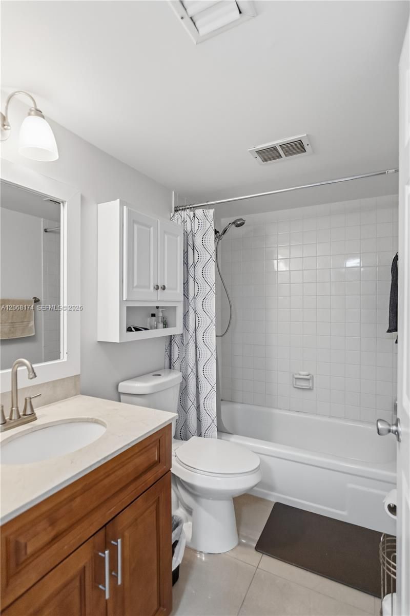 7688 NW 18 St, Unit 202, Margate, FL 33063 Photo