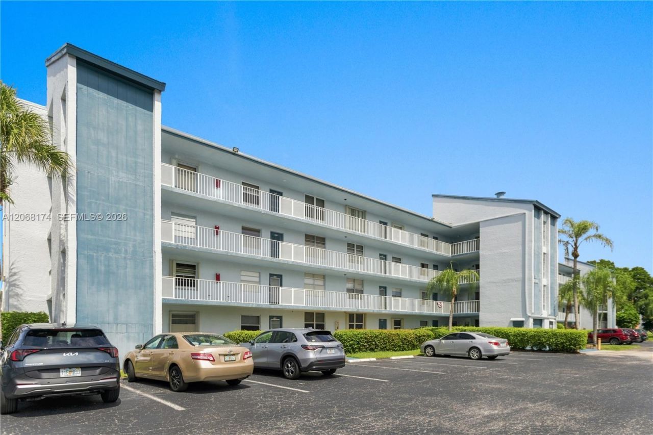 7688 NW 18 St, Unit 202, Margate, FL 33063 Photo