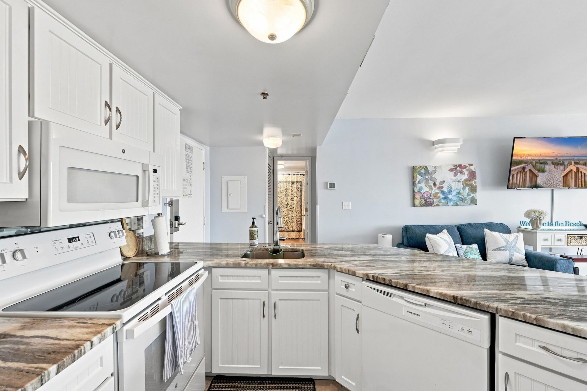 1605 S Ocean Blvd. Photo 10