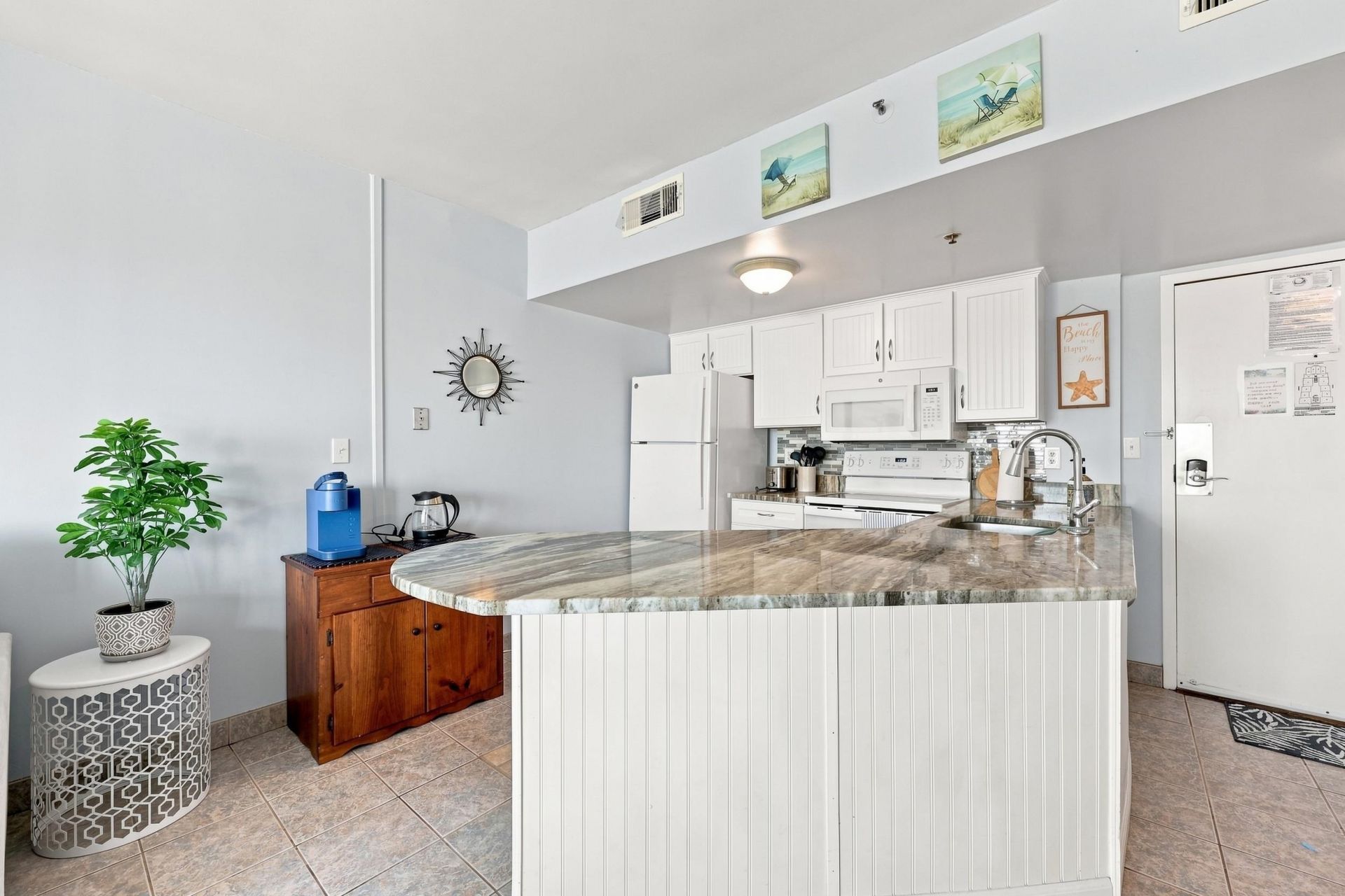 1605 S Ocean Blvd. Photo 11